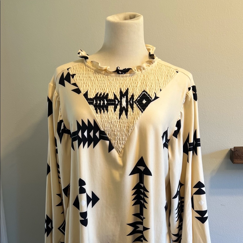 LULAROE CLARA TOP SIZE SMALL S SM
